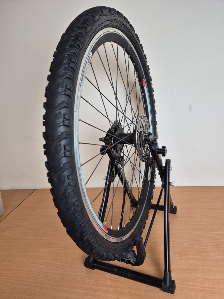 26 inch Bike Wheel Set Double Disc - 7 cog