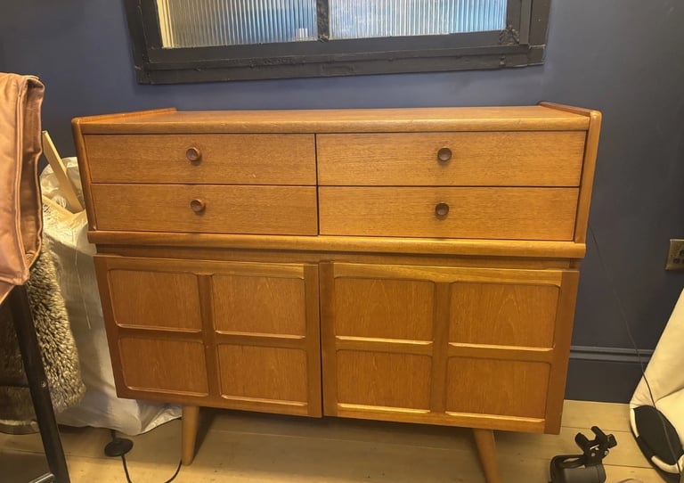 Nathon - mid century - side cabinet 