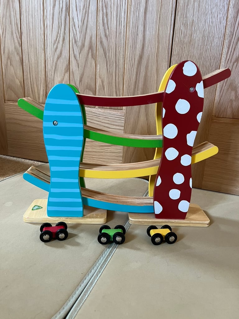 Elc wooden shop car ramp