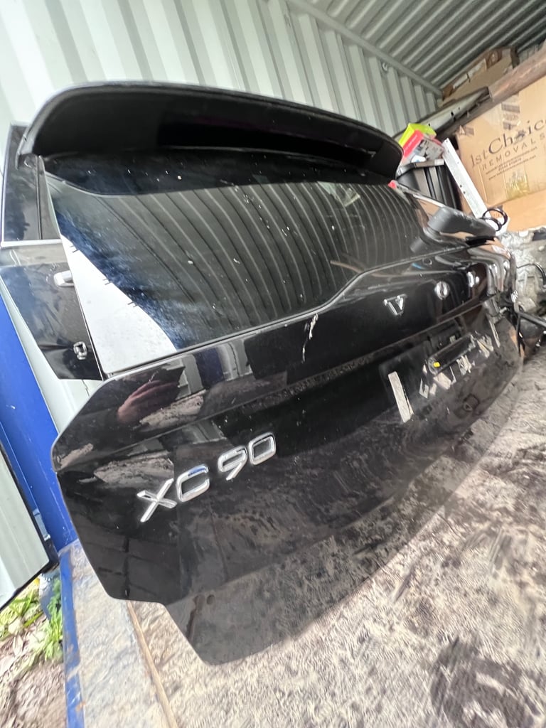 Volvo XC90 Rear Tailgate Black 2017