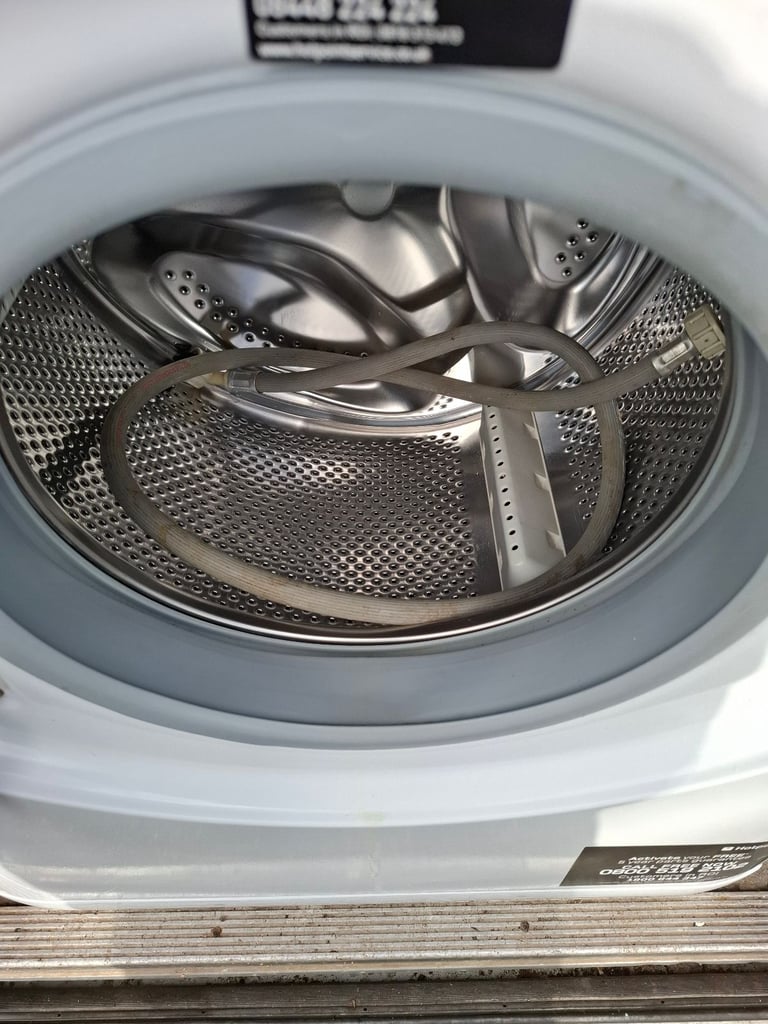 A+ class 6kg 1200 spin Hotpoint washing machine 