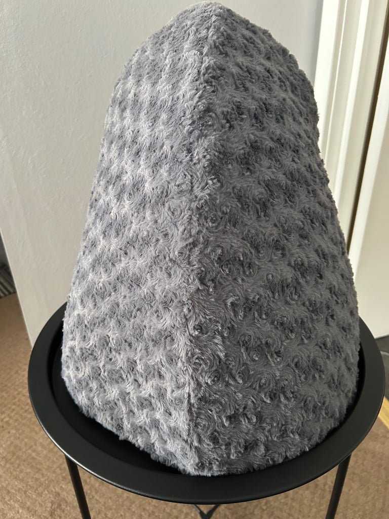 CAT IGLOO BED