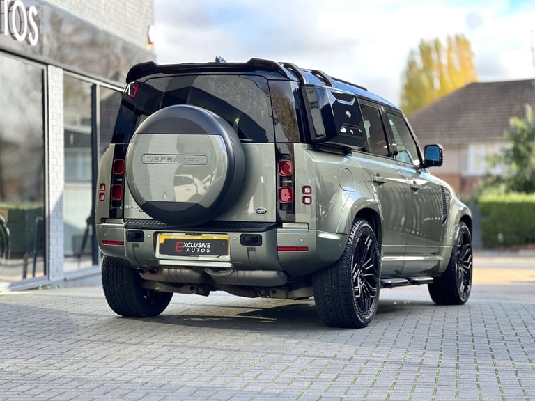 2020 Land Rover Defender 110 2.0 SD4 S SUV + BODYKIT + 22 ALLOYS + 5dr Diesel Auto 4WD Euro 6 (s/...