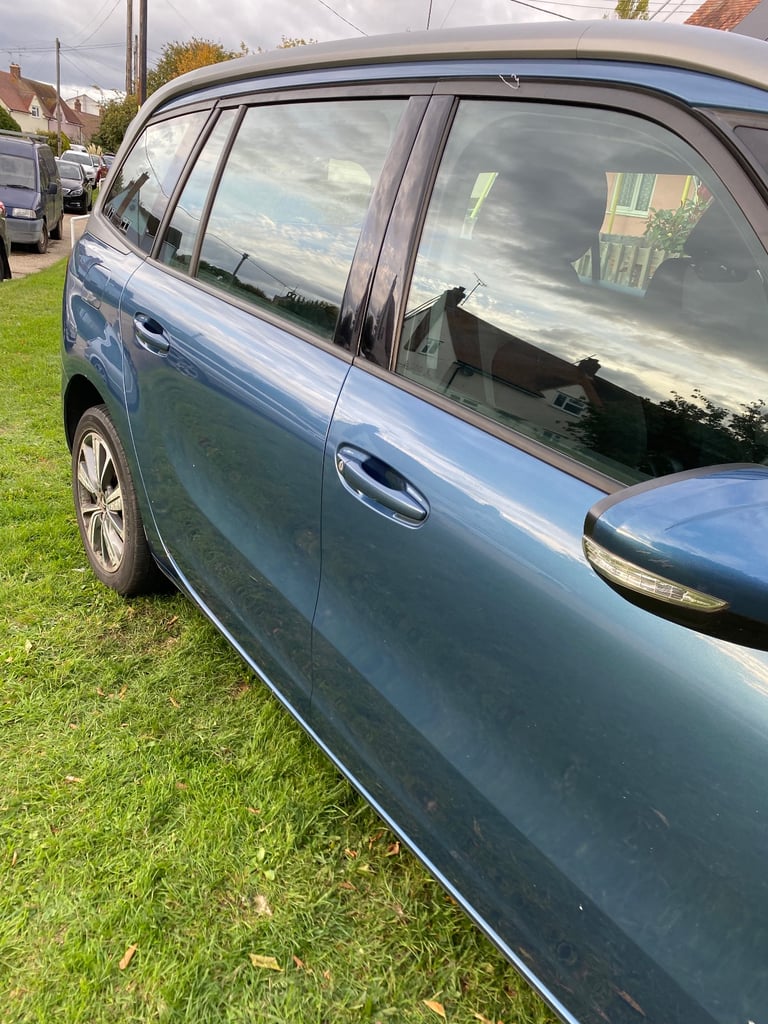 Citroen, GRAND C4 PICASSO, MPV, 2015, Semi-Auto, 1560 (cc), 5 doors