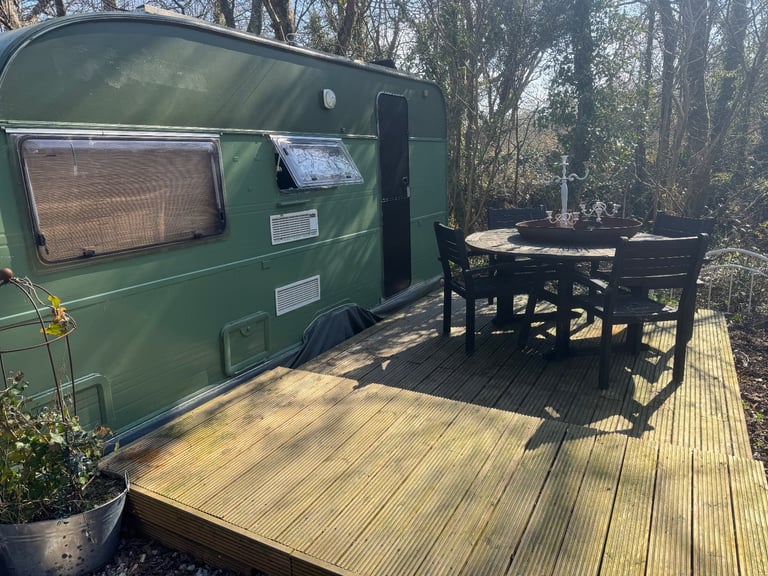 Caravan for Winter inc all bills