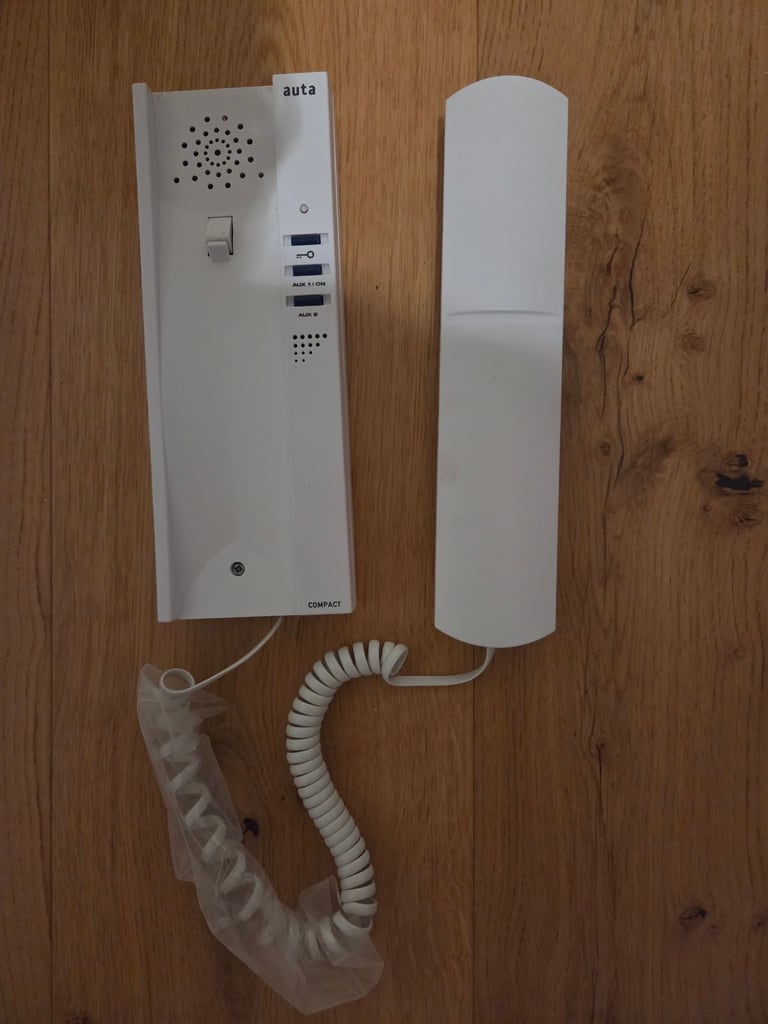 image for +++ Auta 700105 Compact Digital Handset Intercom Door Entry ++