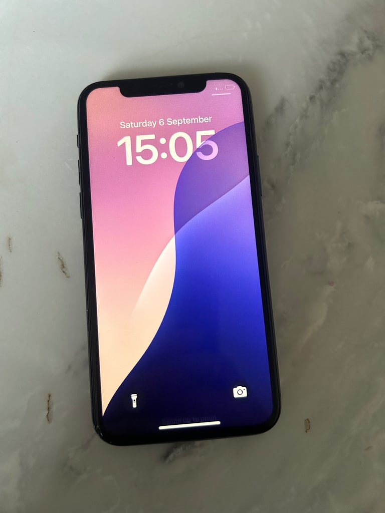 iPhone 11 Pro 64 gb unlocked all networs