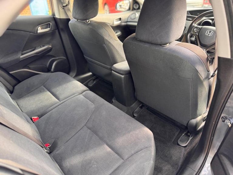 2012 Honda Civic Hatchback (2011 - 2015) Hatchback Petrol Manual