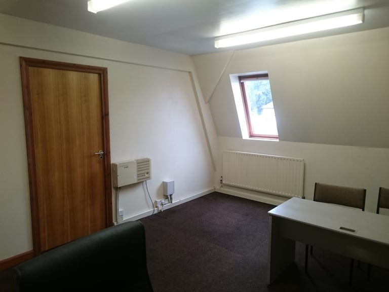 Private Offices to Rent, Burton Rd Carlton. From only £299pcm inc rates, utilities, air con
