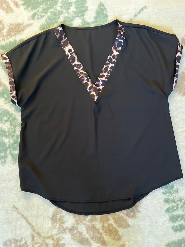 image for Ladies new black top size XL 16