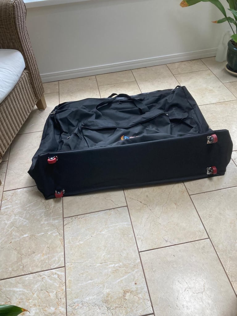 image for Massage couch bag with wheels