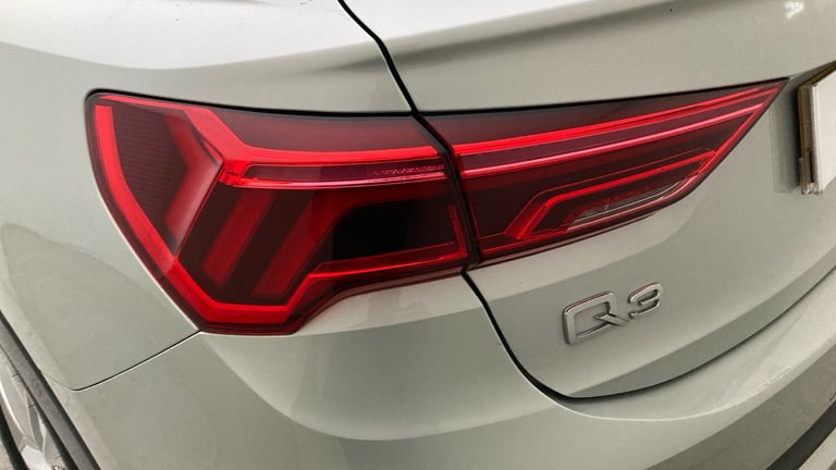 2022 Audi Q3 35 TFSI S Line 5dr S Tronic Petrol Estate Estate Petrol Automatic