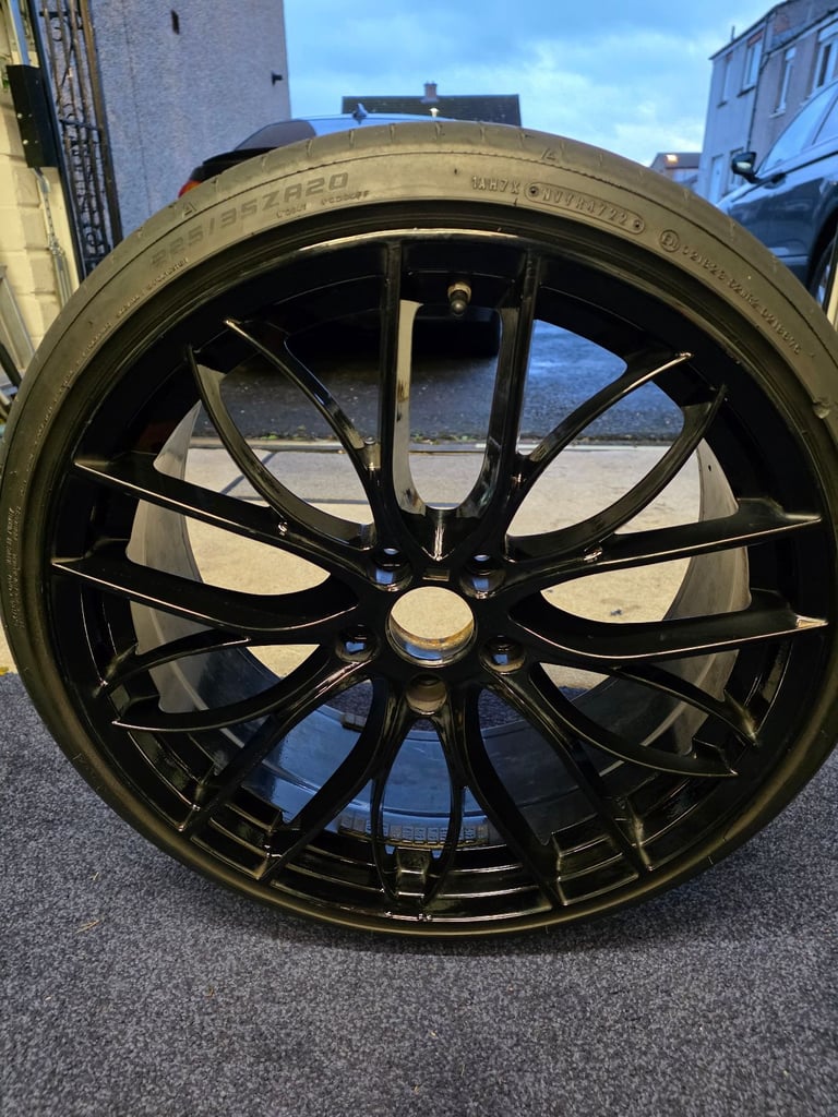 20 Inch BMW Alloy wheels