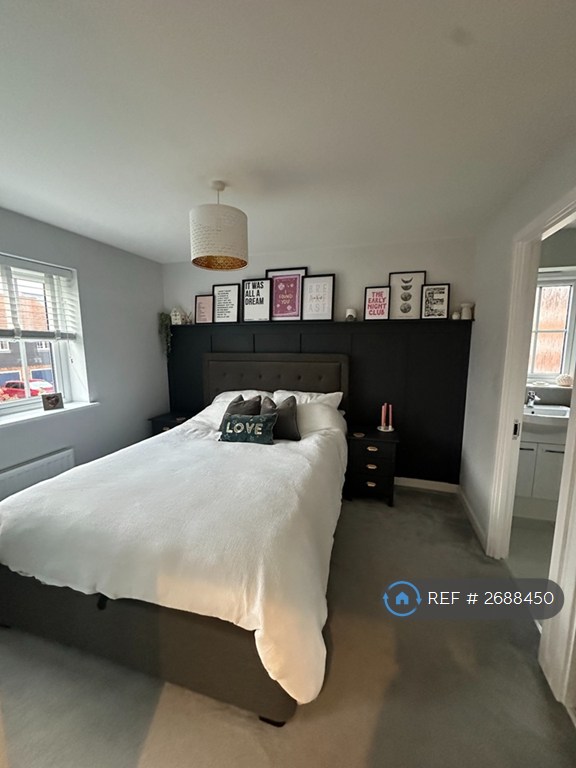 3 bedroom house in Hodgkin Way, Didcot, OX11 (3 bed) (#2688450)