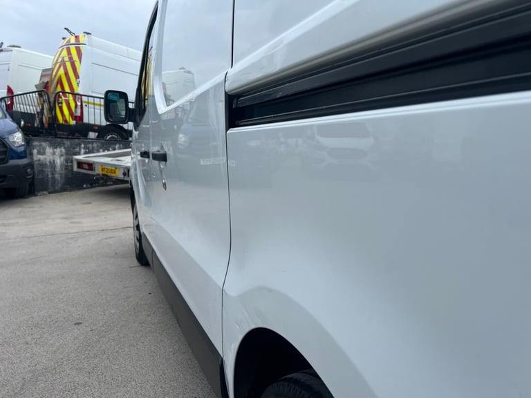 2021 Renault Trafic SL30 ENERGY dCi 120 Business Van PANEL VAN Diesel Manual