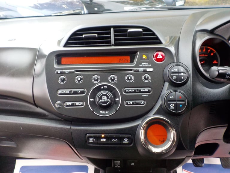 2014 Honda Jazz 1.4 i-VTEC EX 5dr HATCHBACK PETROL Manual