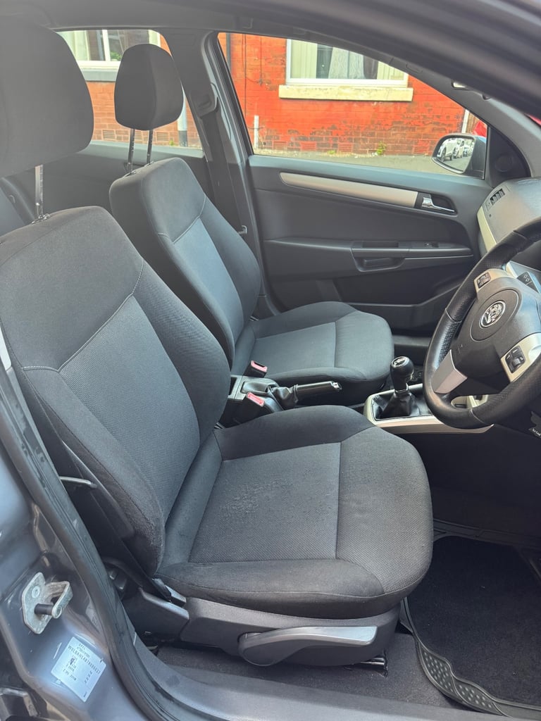 Vauxhall, ASTRA, Hatchback, 2007, Manual, 1598 (cc), 5 doors