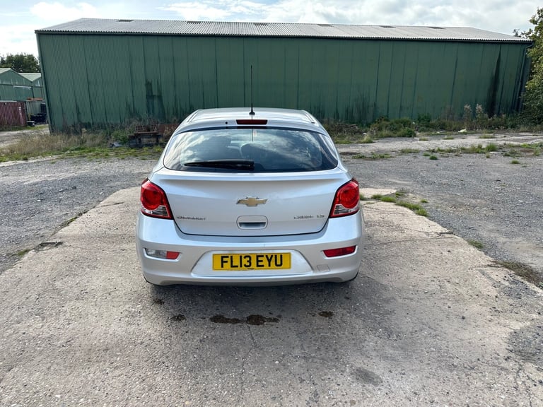 2013 Chevrolet Cruze 1.6 LS 5 DR HATCHBACK HATCHBACK Petrol Manual