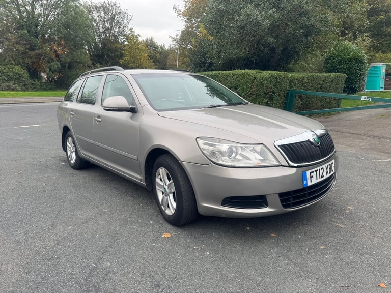 image for Skoda, OCTAVIA, Estate, 2012, Manual, 1598 (cc), 5 doors