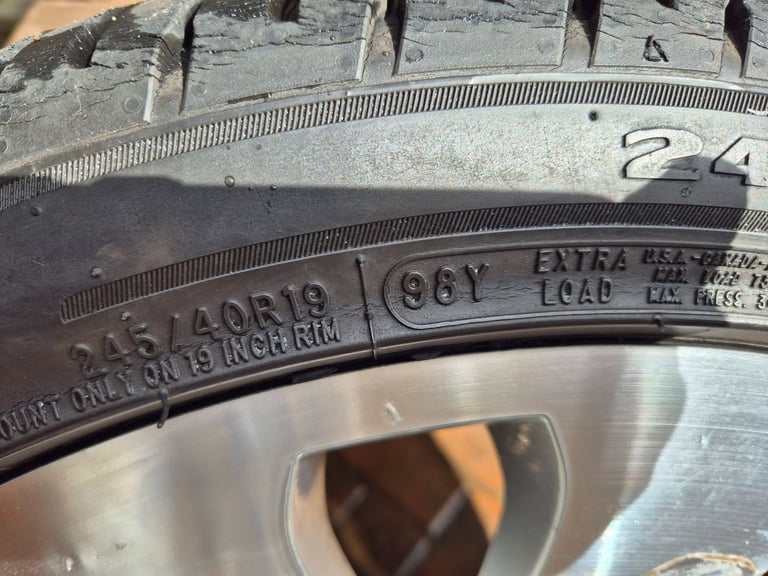 19" Vauxhall insignia elite alloy wheel 