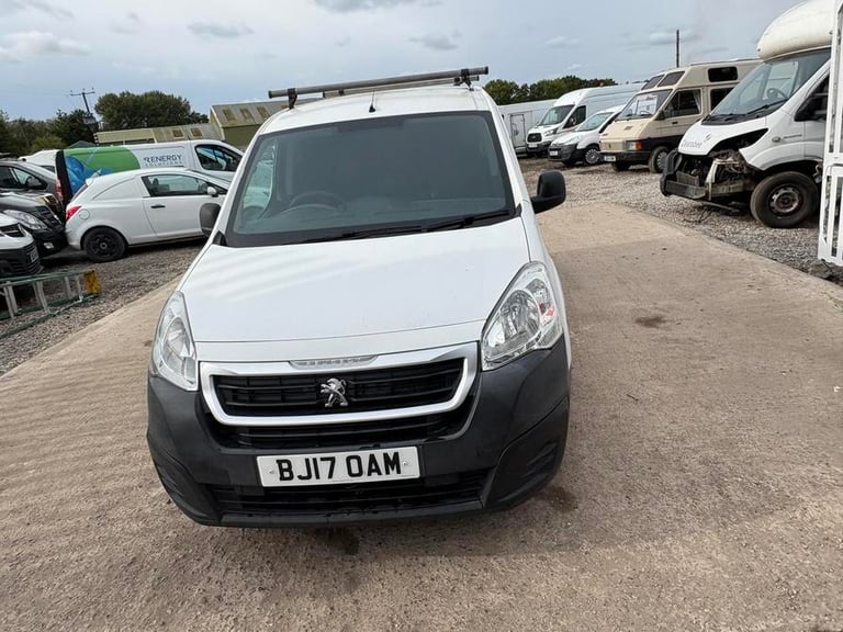2017 Peugeot Partner Partner SE L1 Blue HDi Panel Van DIESEL Manual
