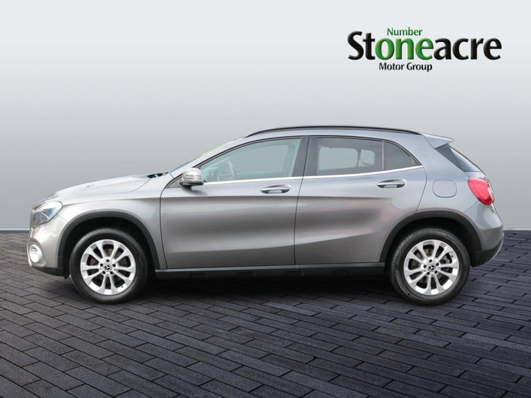 2017 Mercedes-Benz GLA 2.1 GLA200d SE SUV 5dr Diesel 7G-DCT Euro 6 (s/s) (136 ps) ESTATE Diesel A...