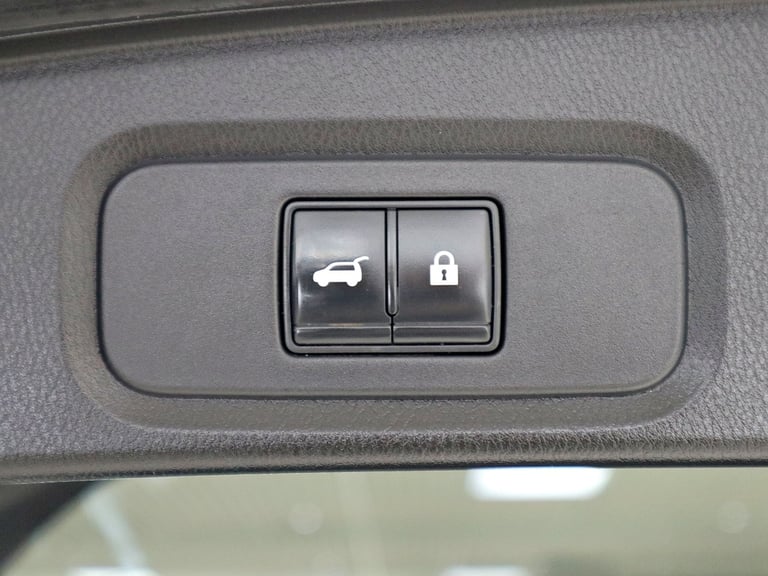 2022 Nissan Qashqai 1.3 Tekna + DiG-T MHEV 5DR Suv Petrol hybrid Suv Hybrid Manual