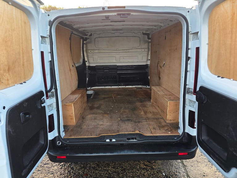 2021 renault trafic 1.6 turbo diesel full years mot lovely van 