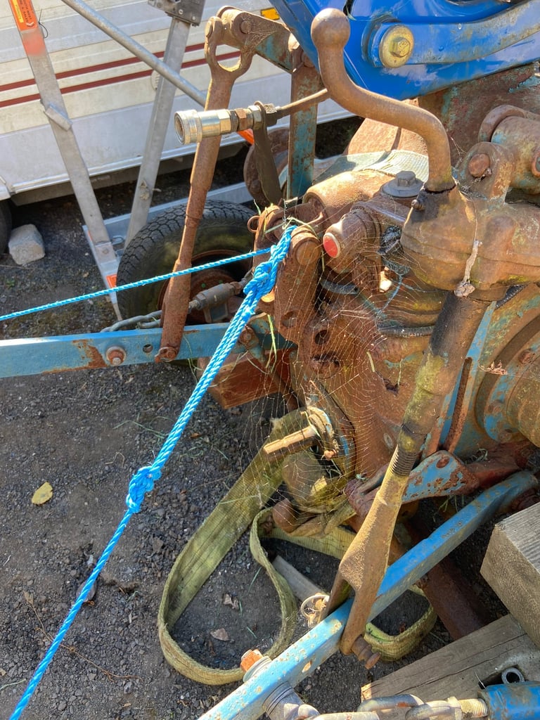 Fordson Super Major pick-up hitch