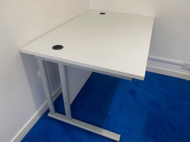 White Office Table Computer Desk