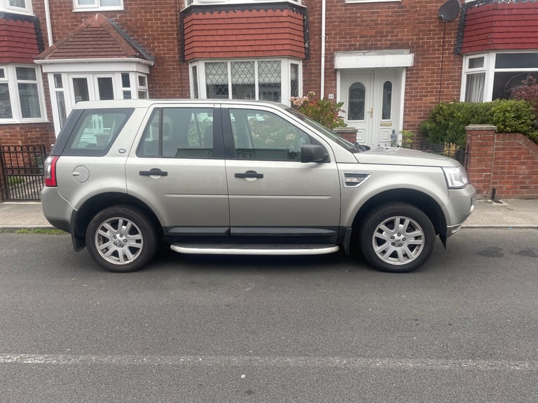 Land Rover, FREELANDER, Estate, 2011, Other, 2179 (cc), 5 doors
