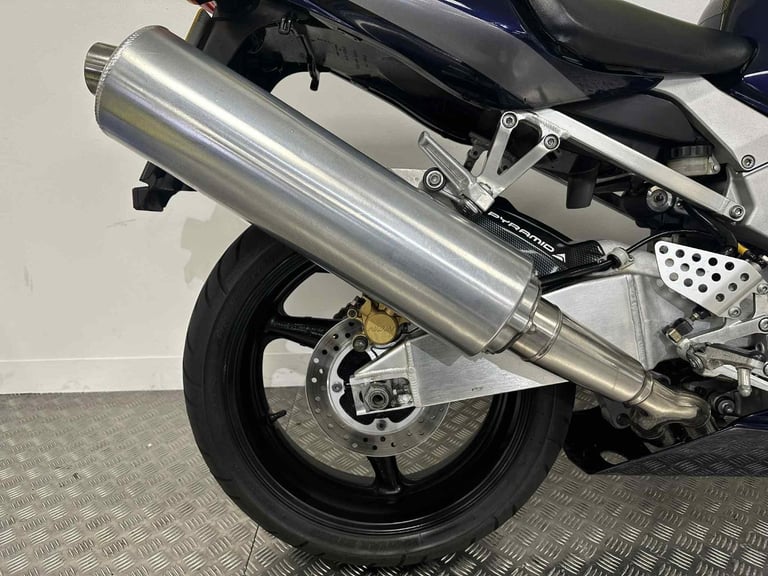 2002 HONDA CBR900RR FIREBLADE