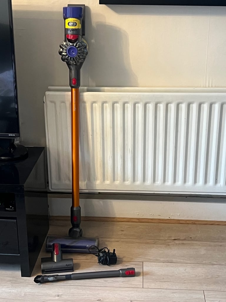 image for Dyson V8 Animal/Multi Floor Cordless Vacuum Cleaner 