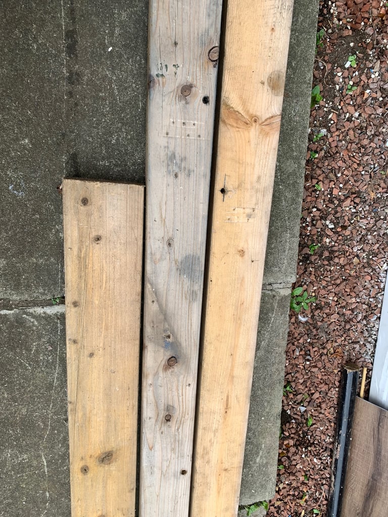 3 Timber sleepers 