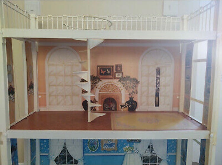 VINTAGE 1970s PEDIGREE SINDY’S 3 LEVEL HOUSE & BOX, INSTRUCTIONS, HTF