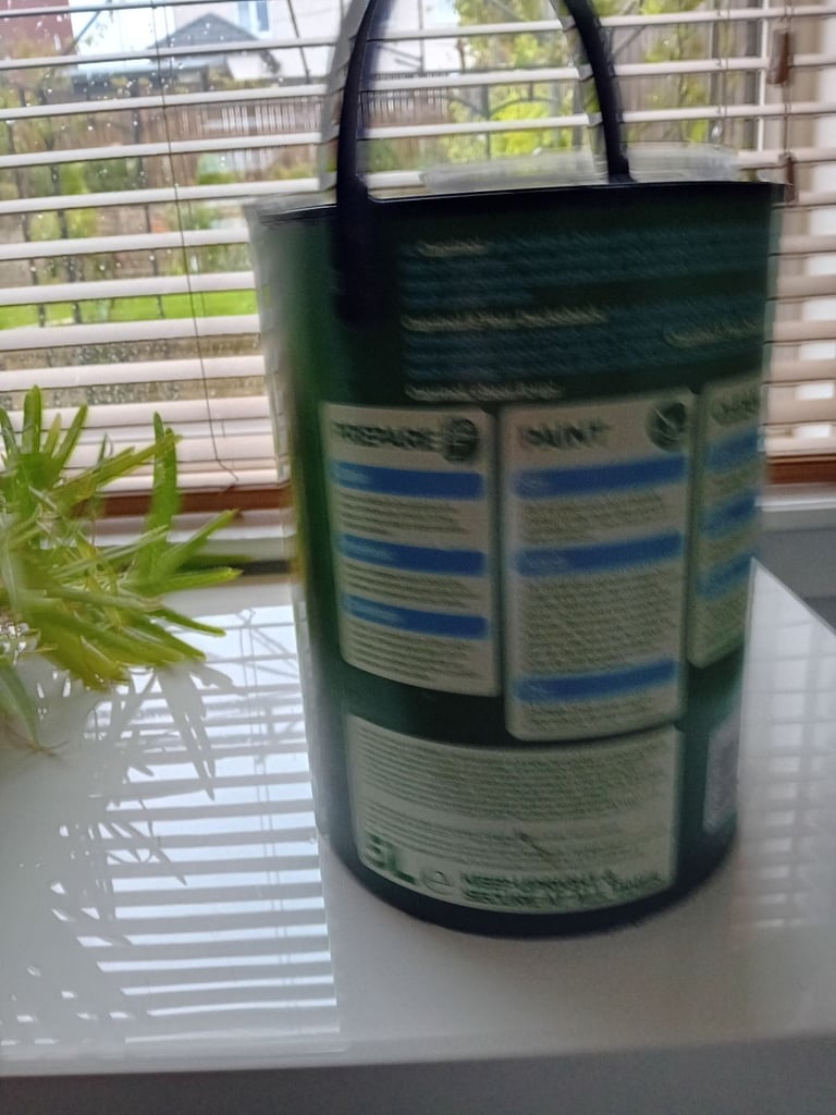 Cuprinol ducks back  shed and fence paint 