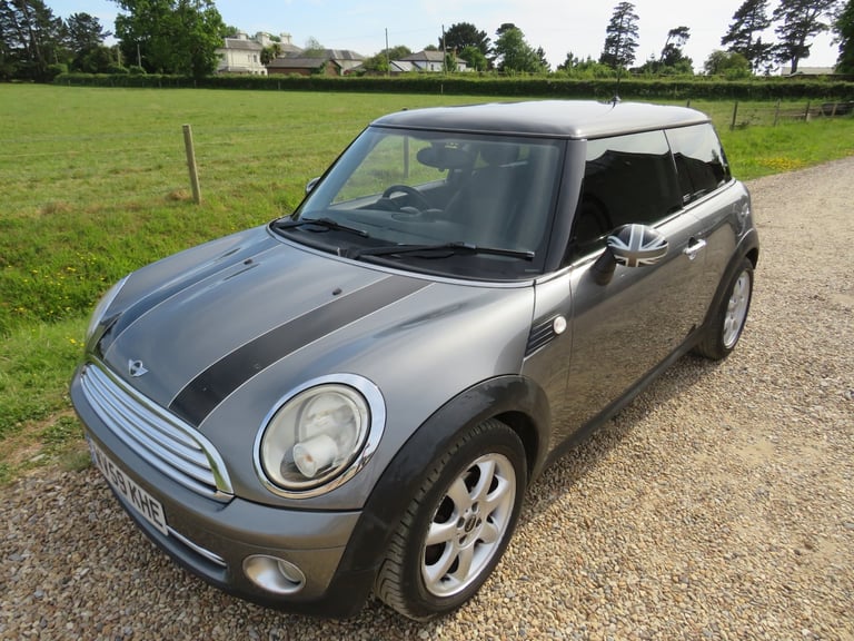 image for 2009 MINI Hatch 1.6 COOPER GRAPHITE 3 DOOR 12 MONTHS MOT HATCHBACK Petrol Manual