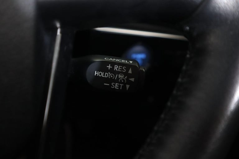 2022 Toyota Prius 1.8 VVT-h Active CVT Euro 6 (s/s) 5dr Hatchback Automatic