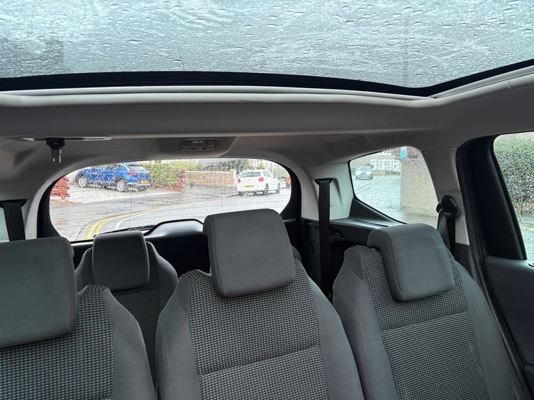 7 SEATER PEUGEOT 5008 Mot March 2006 1.6 diesel LEZ compliant 95000 miles