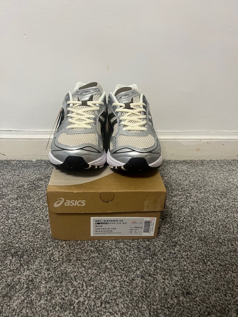 image for Brand New ASICS for Men White