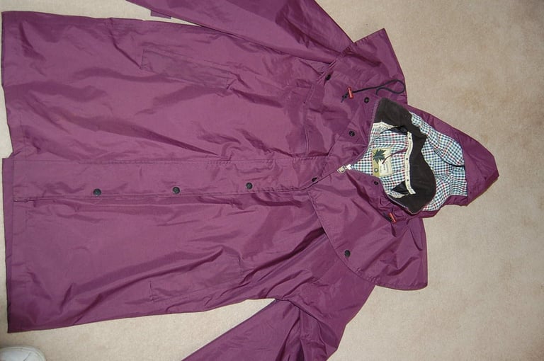 Ladies Country estate Windsor size 16 Coat - Purple 