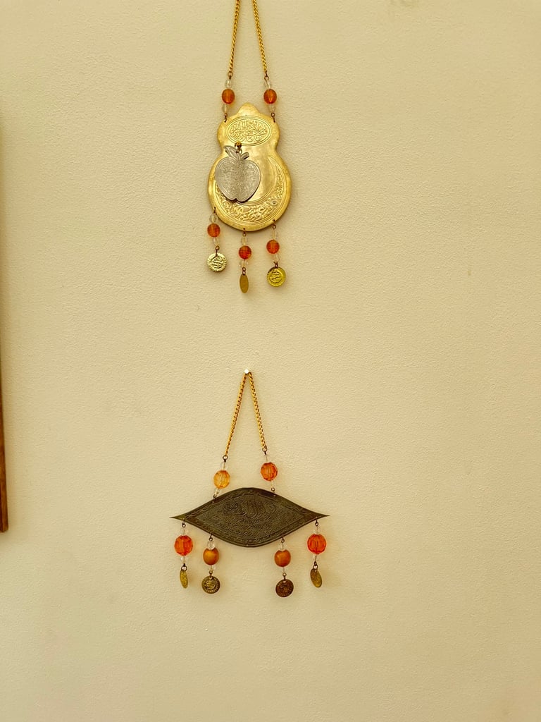 Wall hanging small items(Arabic decoration) , moving must go ASAP