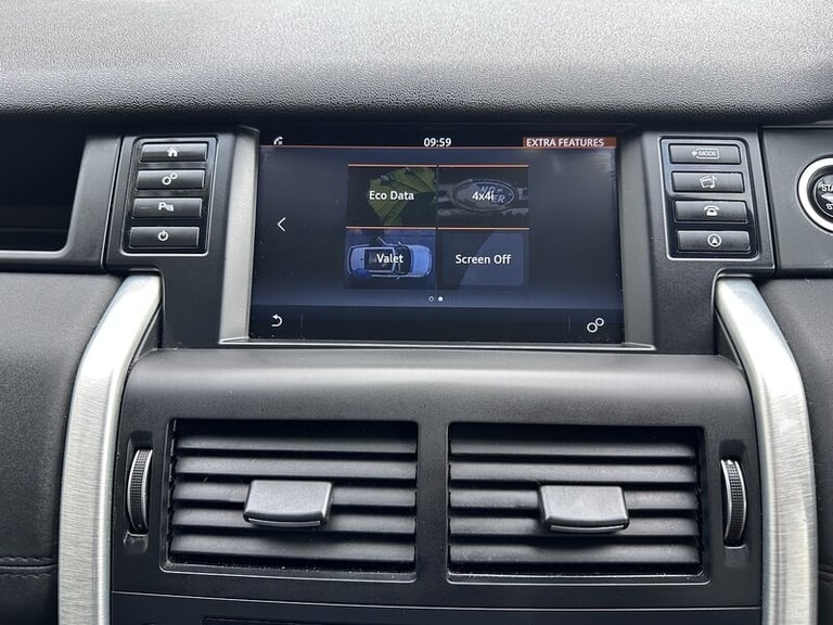 2016 Land Rover Discovery Sport TD4 SE Tech SUV Diesel Manual