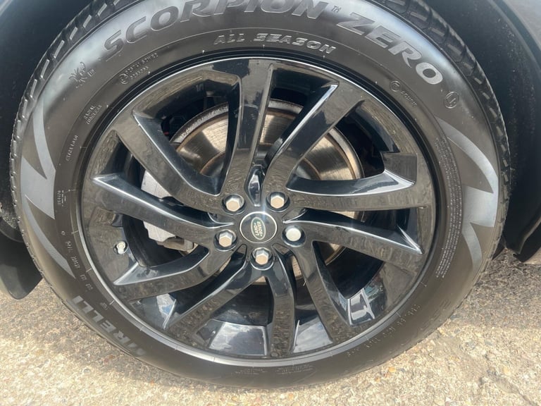 2020 Land Rover Discovery 3.0 SD V6 Landmark Edition Auto 4WD Euro 6 (s/s) 5dr ESTATE Diesel Auto...