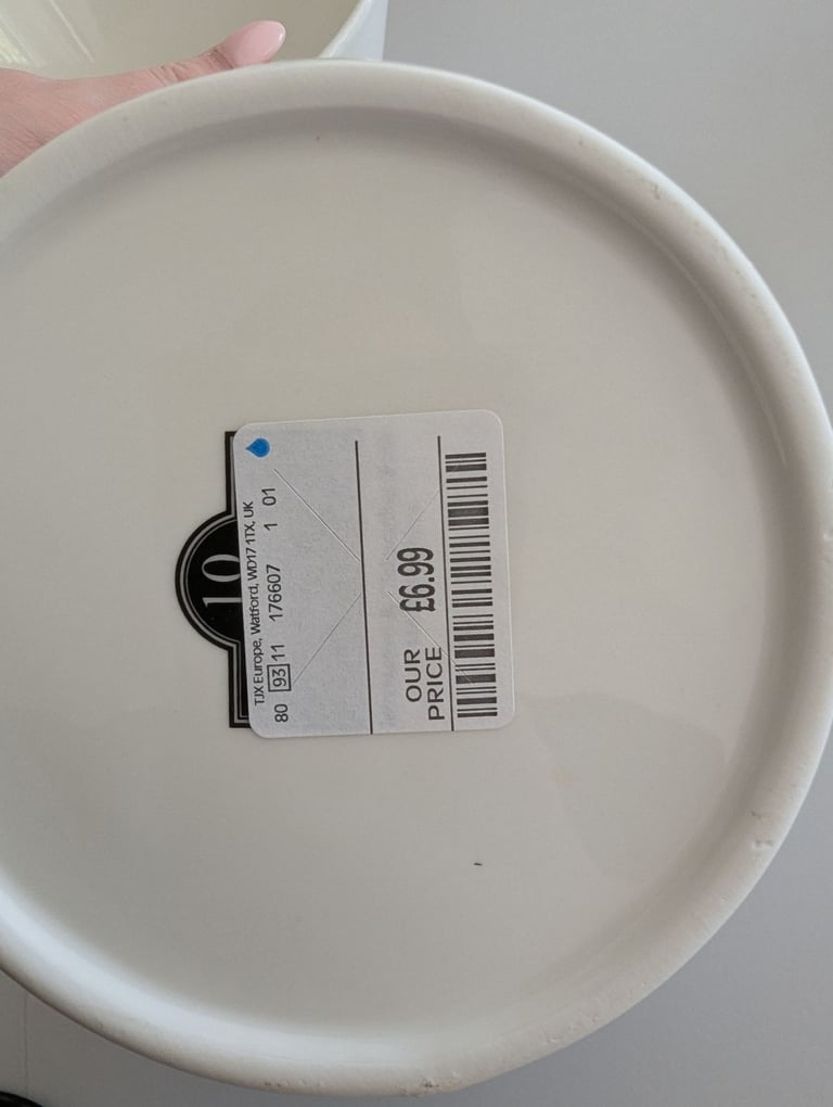 Oval Dishes x 4