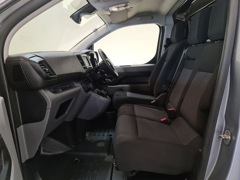 VAUXHALL VIVARO 2.0 TURBO D 3100 SPORTIVE P/V L2 H1 145 BHP LWB DIESEL