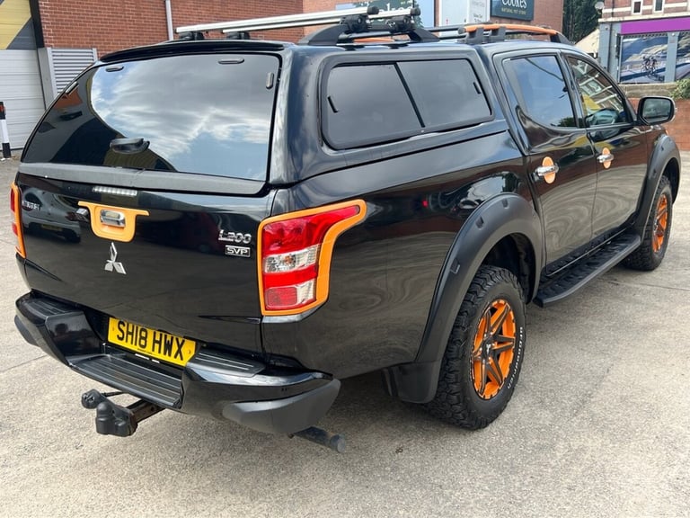 2018 Mitsubishi L200 2.4 DI-D DC Barbarian SVP II Pickup Double Cab 4dr Diesel Auto 4WD Euro 6 ( ...