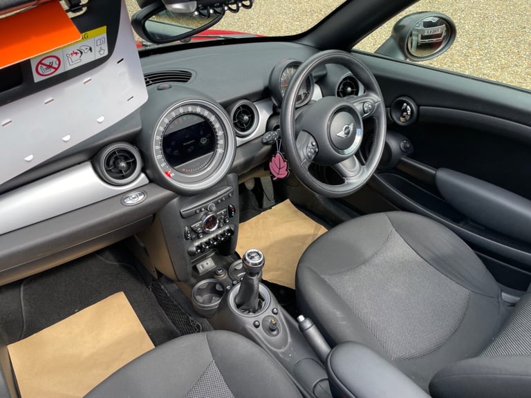 2015 MINI Roadster 1.6 Cooper 2dr CONVERTIBLE Petrol Manual