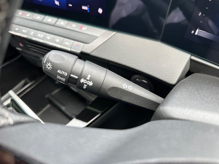 2024 Vauxhall Astra Astra 1.2T Ultimate 5dr Hatchback Petrol Manual