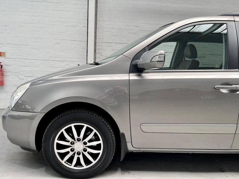 2010 Kia Sedona 2.2 CRDi 3 5dr MPV Diesel Manual